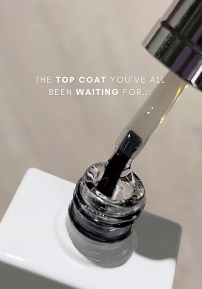 The GelBottle Clear Rubber Top 2.0 HEMA FREI