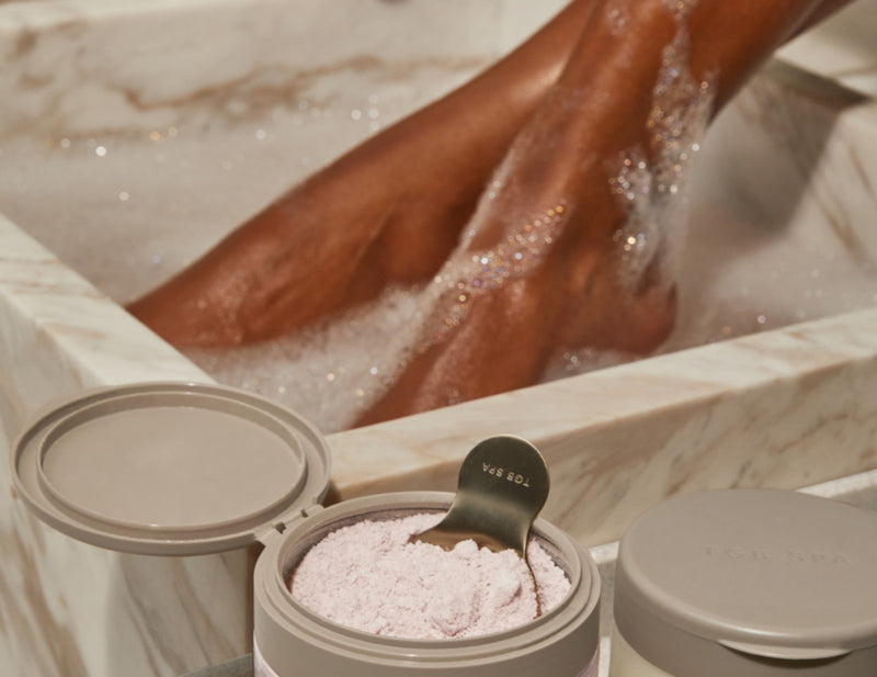 The GelBottle SPA Pillow Powder Verwöhnendes Reparatur-Badesalz