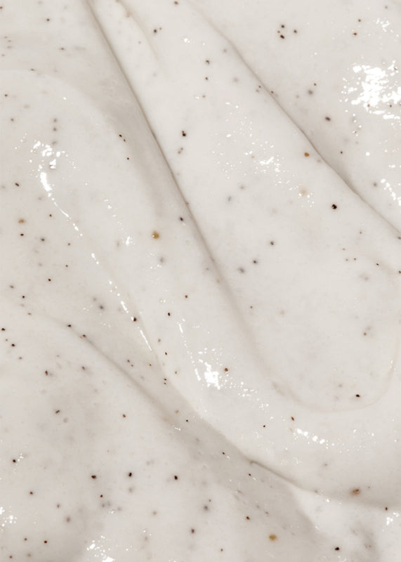 The GelBottle SPA Mineral Scrub Zellregenerierendes Peeling